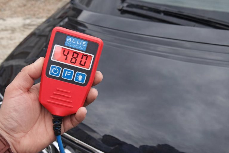 Pomiar miernikiem lakieru